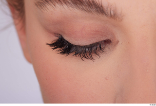 Harley eye eyelash 0001.jpg